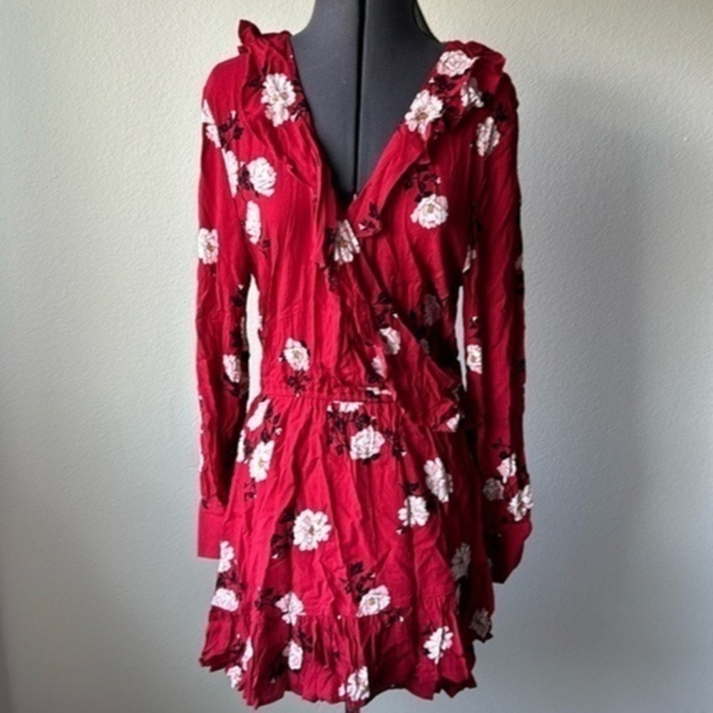 NWT American Rag dress Softgirl style Red floral size Large long sleeve ruffled